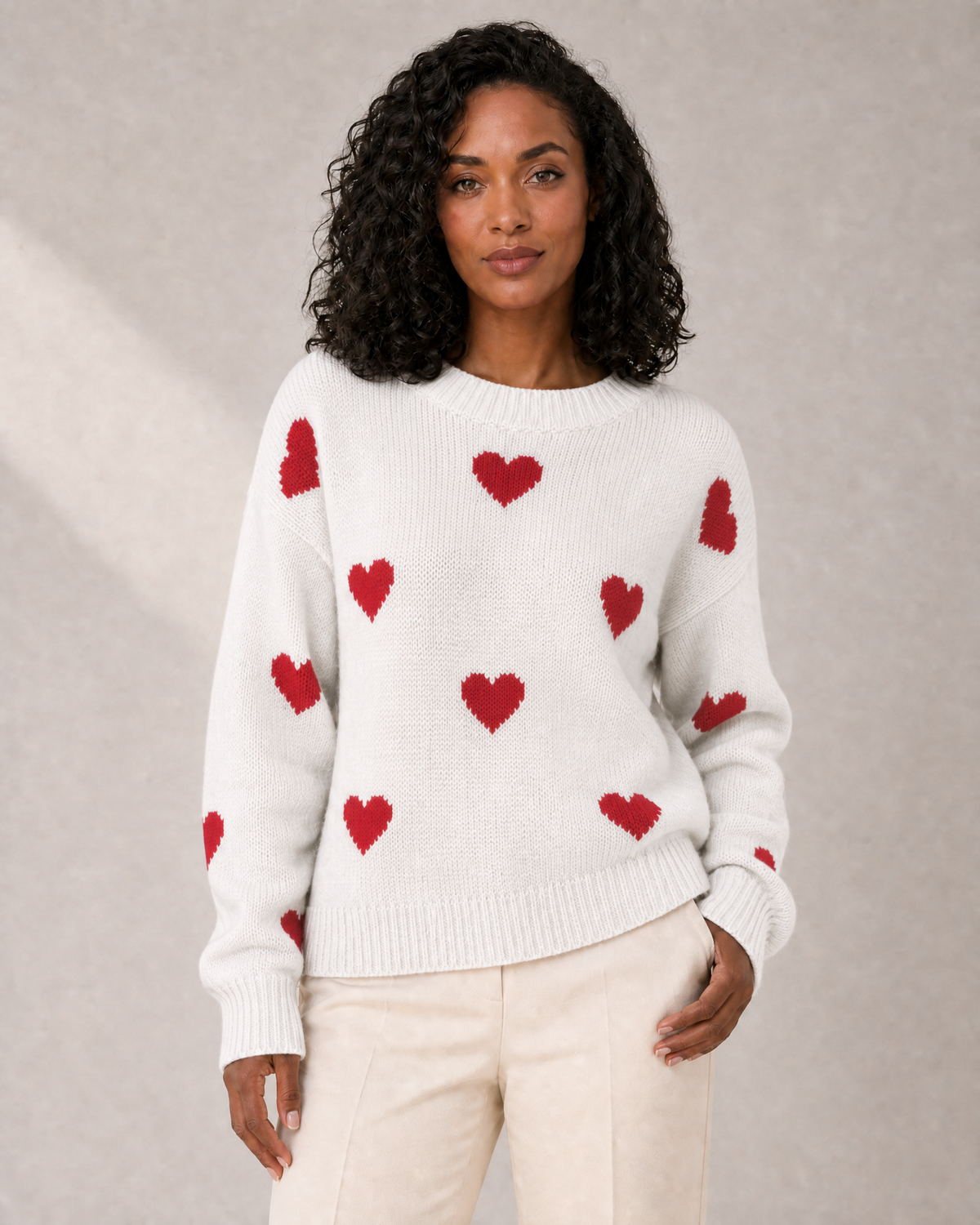 Women's Heart-Motif Crew-Neck Knit Sweater in White