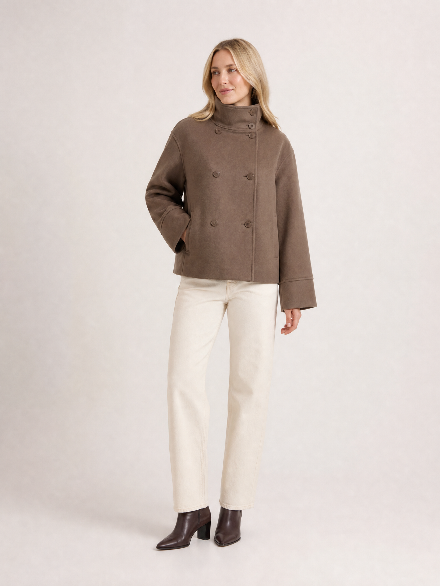 Women's Cropped High-Collar Double-Breasted Jacket in Brown